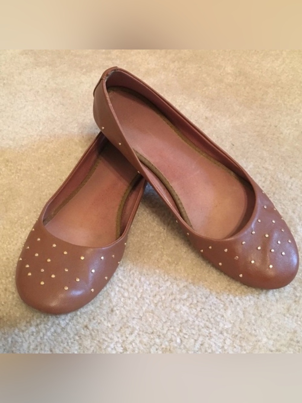 Is search of these Old Navy flats! - Picture 1 of 1